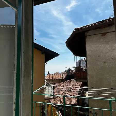 Relax Brunate